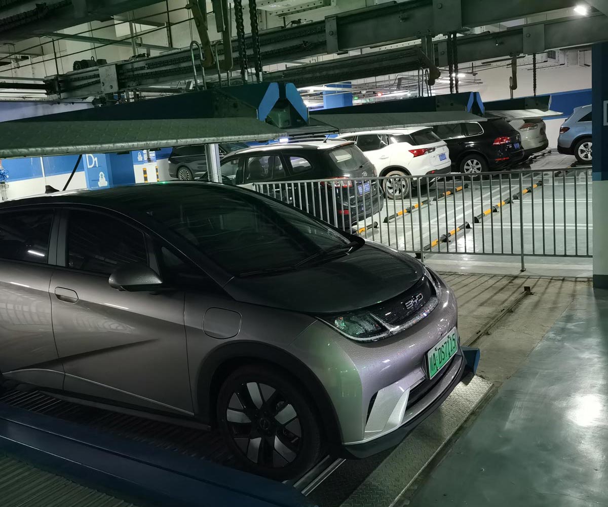 湖北四柱家用立體車庫設備操作須知